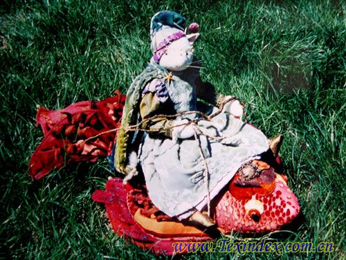 異國情趣的手工布藝娃娃