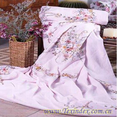 蠶絲被日常護理小知識