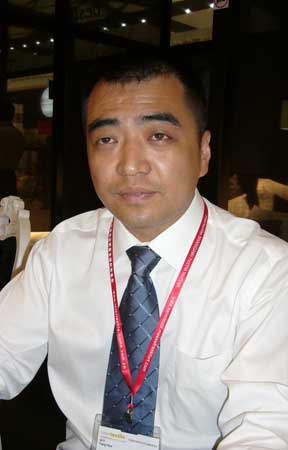 楊華:國(guó)內(nèi)和國(guó)外展會(huì)有一定差距