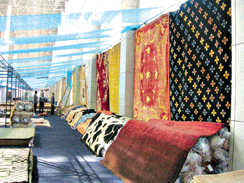 08青海藏毯展全面啟動