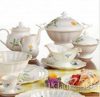 С�YŮ�˶��۵��L(f��ng)��;�