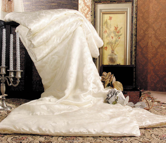 新國標出臺 蠶絲被產業駛入快車道