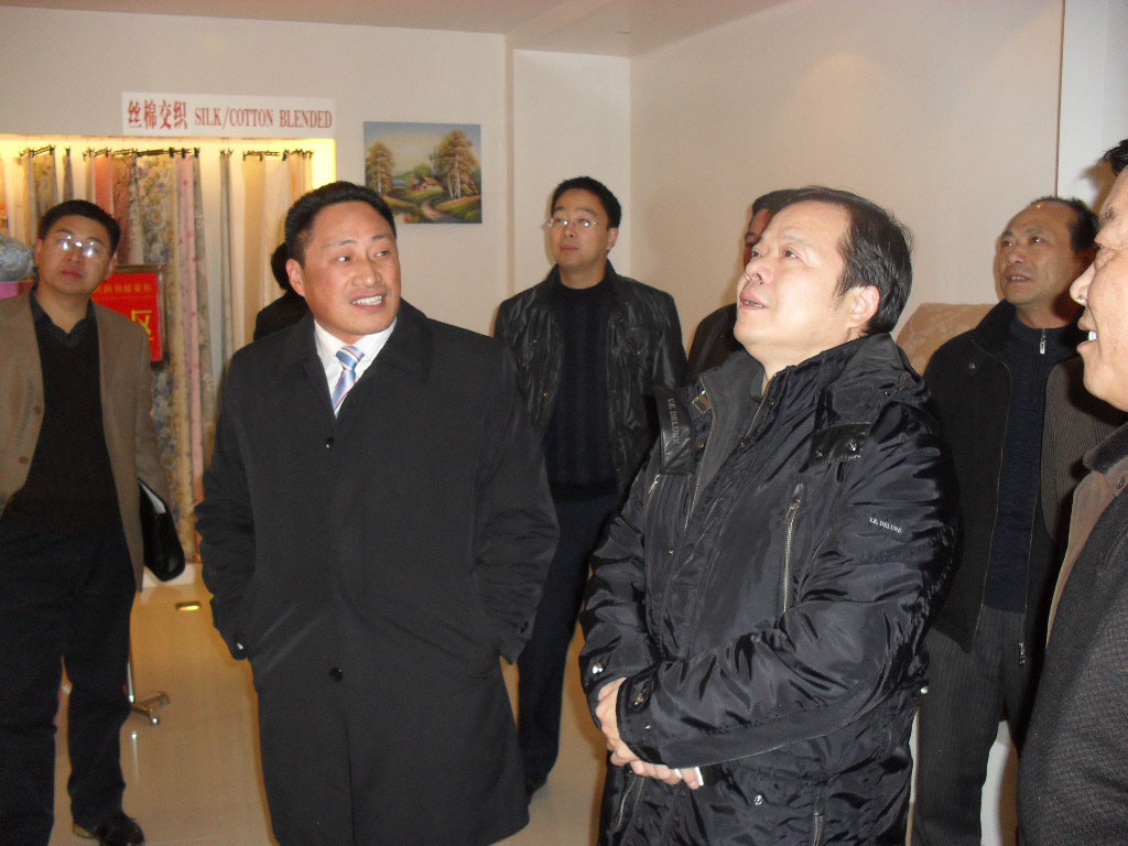 �����r�I�lչ�y�����L���^������˾