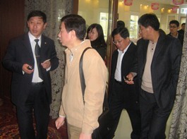 ���u���o��չ�����ĵǼ����Ј�