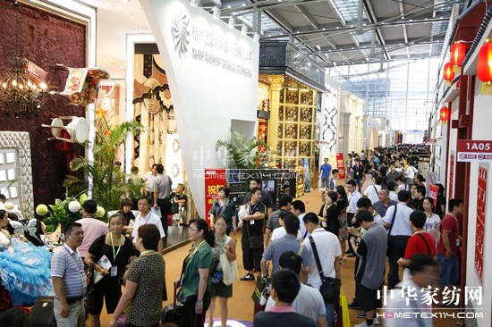 �o������չ����(j��ng)�Q(m��o)���Մ