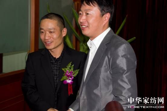 中國經(jīng)濟(jì)低碳轉(zhuǎn)型與可持續(xù)發(fā)展大會