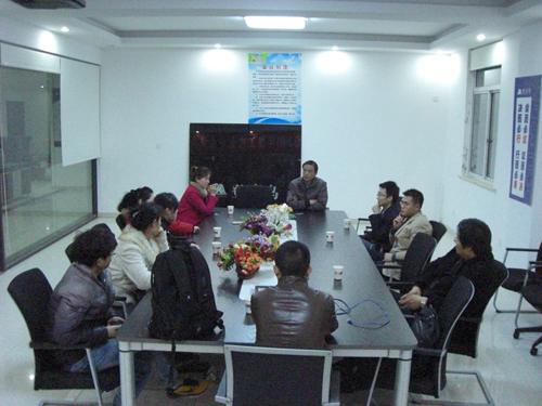 ���A�Ҽ��W(w��ng)�M�������L�F�������˽���ͨ����