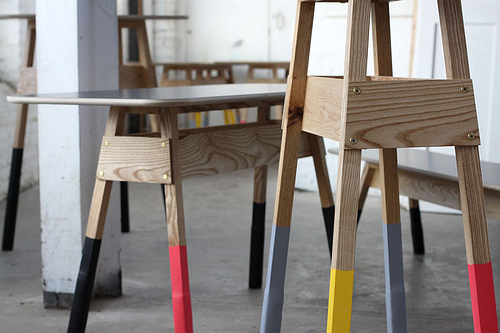 ���m�ӵ��������ӵĄ�(chu��ng)��ɫ��