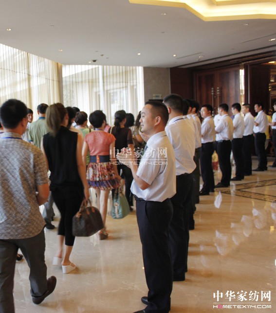 全國(guó)加盟商齊聚凱盛2012秋冬新品時(shí)尚發(fā)布會(huì)