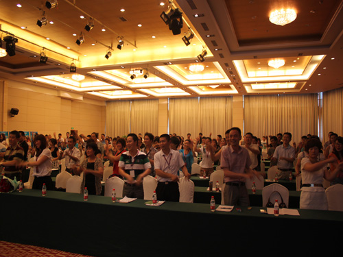 夢雅霏家紡2012秋冬新品發布會近日召開