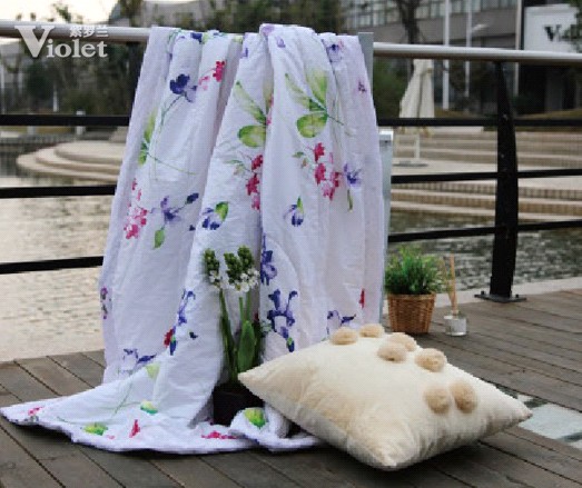 紫羅蘭綻放在夏季的夢想