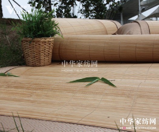 享受紫羅蘭帶來的夏日美好時光