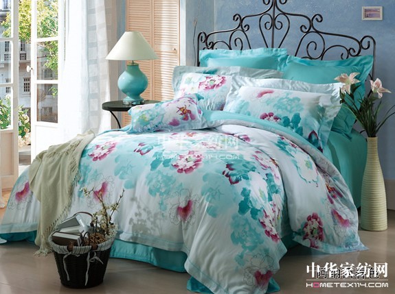 8��14�գ��Ӊ��R���㾎���ľGɫ��Y(ji��)