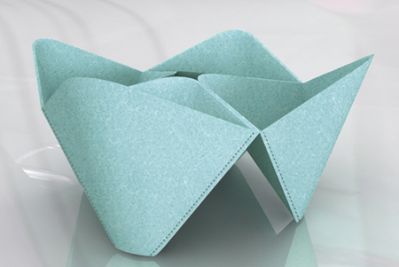 ��(d��)��һ���p��Ů�؂��ռ{��