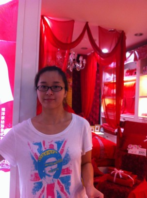 �����ڲ��󣬑��ϝ�(j��)�ݍu�����(d��ng)���\(y��n)�߮a(ch��n)��