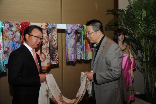 �a�W�к����ĬF��������