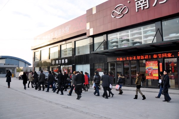 �Ϸ����2013�괺��(ji��)�F�ݕ��ڜ��e��