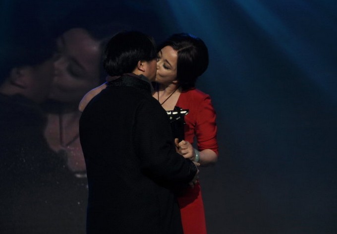 ���ԑc�{"�L�A�^��"�����Ů����