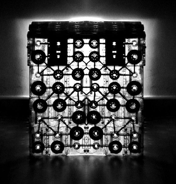 �����f�Ŏ���