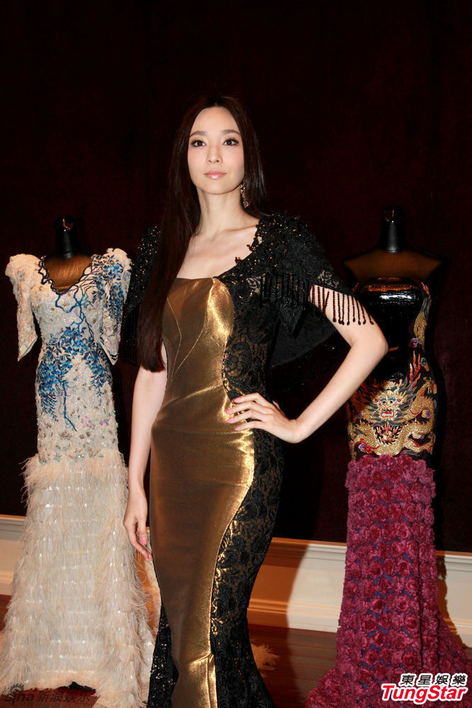 ����Ƚ�ɫ�ڼ��L(zh��ng)ȹ���� ���΃�(y��u)��