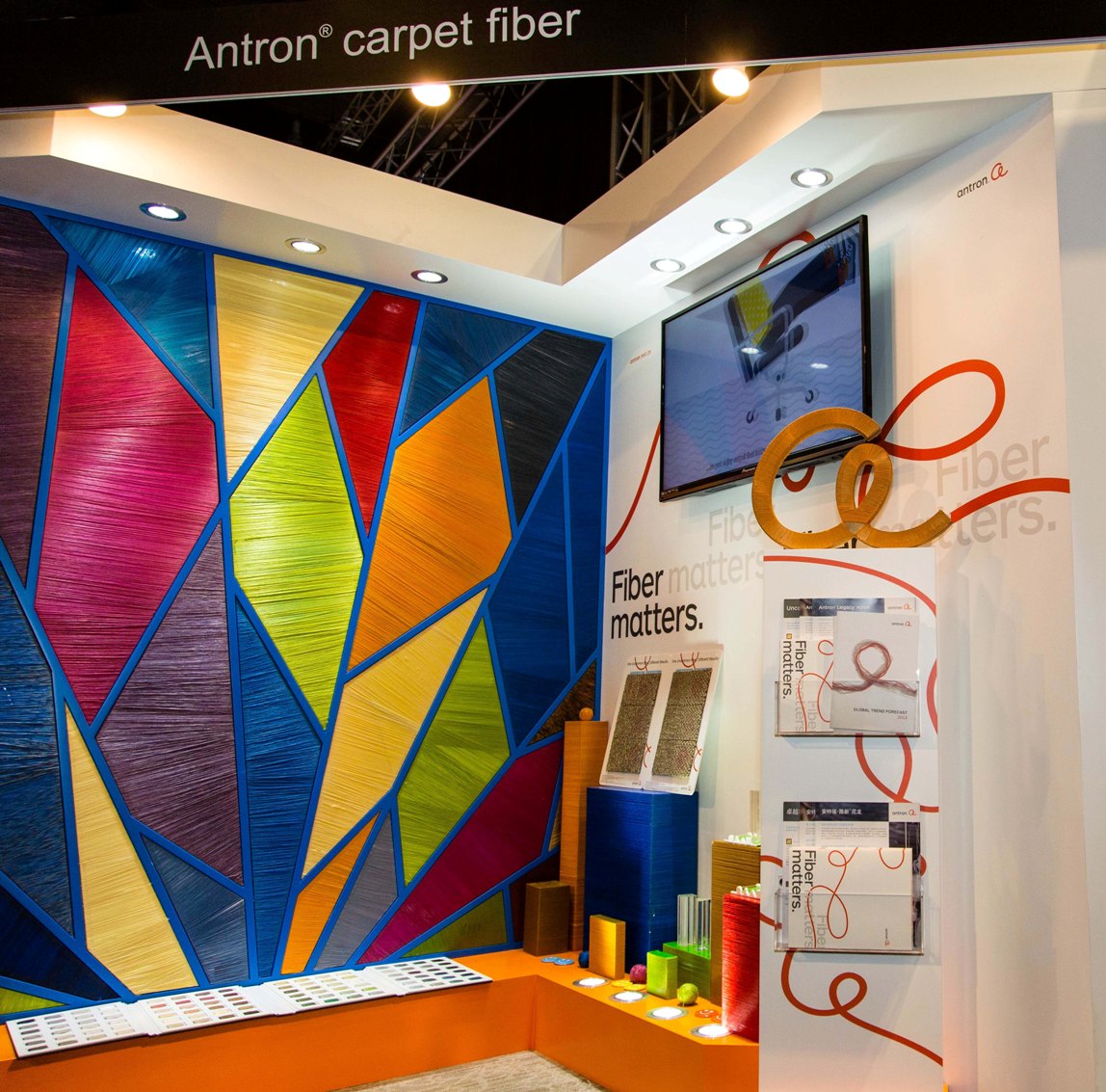 Ӣ���_���؏�&reg;�w�S�`��2013�꽨���oԪ�Ϻ�չ(A@W)