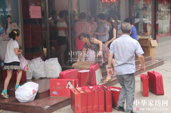 �Ϸ�����Ɉ���ُ���ɽ��ư��f