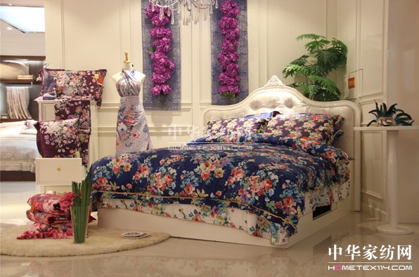 上官集團(tuán)年中營(yíng)銷(xiāo)峰會(huì)開(kāi)啟