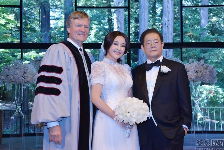 劉曉慶美國婚禮現場照曝光