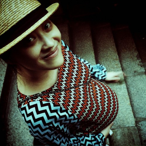 梅婷微博曬孕照 挺大肚幸福洋溢