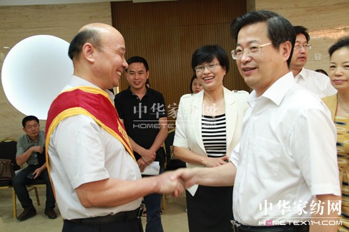 ʢ����L���Ͻ̫@�С�����ģ����������