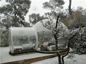 睡在水晶球里 法國的泡泡度假村(一)