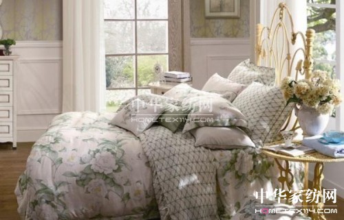 惠誼家紡:臥室里的優雅復古妝
