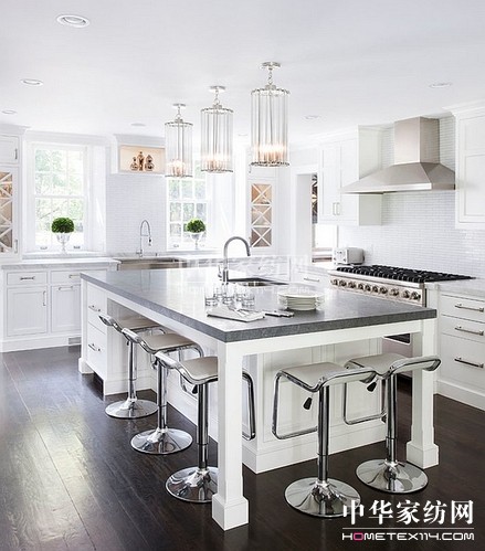 【4】現(xiàn)代簡約風(fēng)格廚房講究“設(shè)計(jì)”不簡單