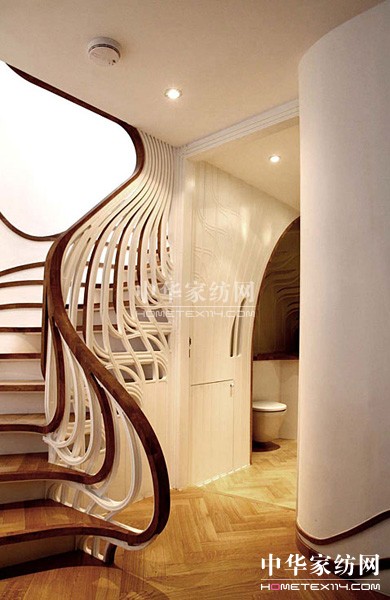 【2】史上最凌亂而狂放的曲線樓梯