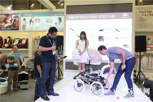 i-baby�ɞ�CBMEչ��(hu��)���c(di��n)��i-mummy�W���ǈ�(ch��ng)