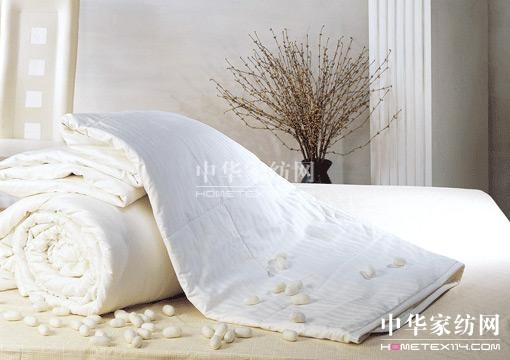 蠶絲被可以曬太陽嗎