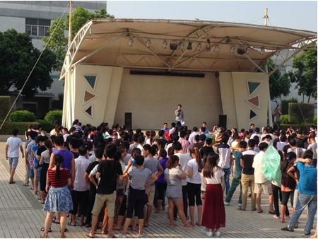 雅路家紡進行消防演習(xí):增強員工消防安全意識