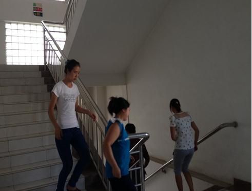 雅路家紡進行消防演習(xí):增強員工消防安全意識