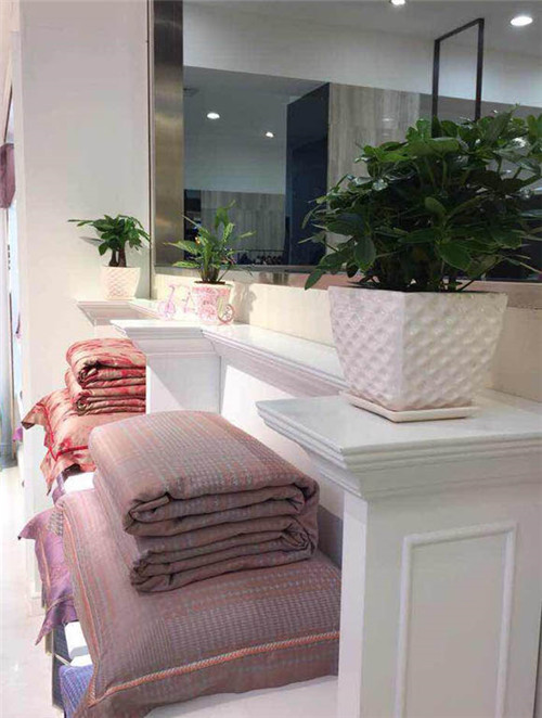 �¸����r���Pʢ�Ҽ��������������w�