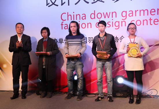 羽絨制品設計大賽舉行創意作品決戰蕭山