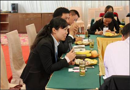 ���ˍu�Ҽ�2015������Ʒ�b�p���߽��N����Մ���A�M�Y����