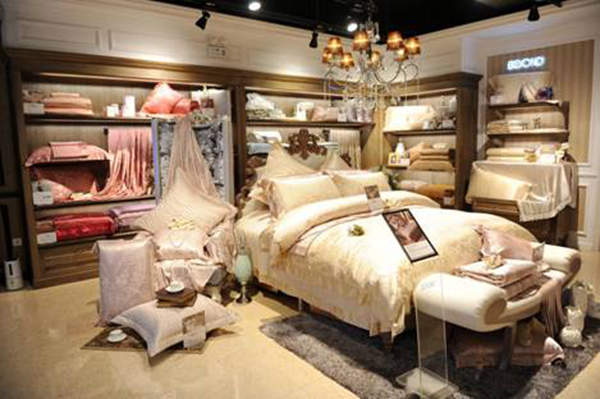 加強門店標準化建設突顯門店是品牌核心