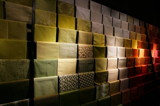 ��ɫ�ߔ̚���f(w��n)ǧ