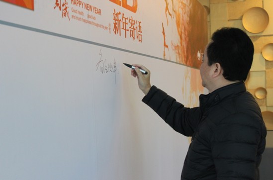 �ûʼ��F���R�´�������Z��ӈA�M��Ļ