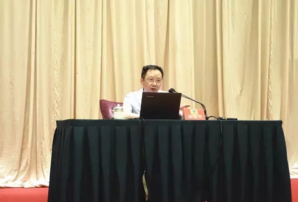 中國家紡協(xié)會赴江蘇悅達集團參觀學習