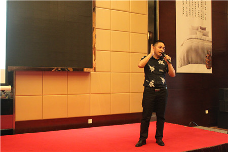 2016圣富萊“和未來”秋冬新品發(fā)布會(huì)隆重召開