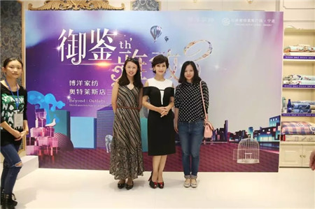 �w��֥�@�G���಩��Ҽ�����ɼ���W���R˹���u��������F(xi��n)��