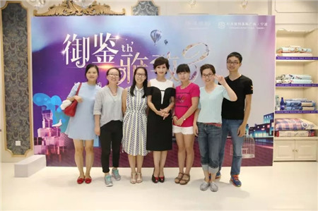 �w��֥�@�G���಩��Ҽ�����ɼ���W���R˹���u��������F(xi��n)��