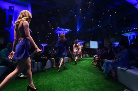 三天四夜,絲綢行業High不停