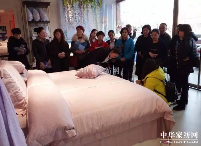 �Pʢ�Ҽ�����Ӣ���������f��Փ�������l��Ӣ����